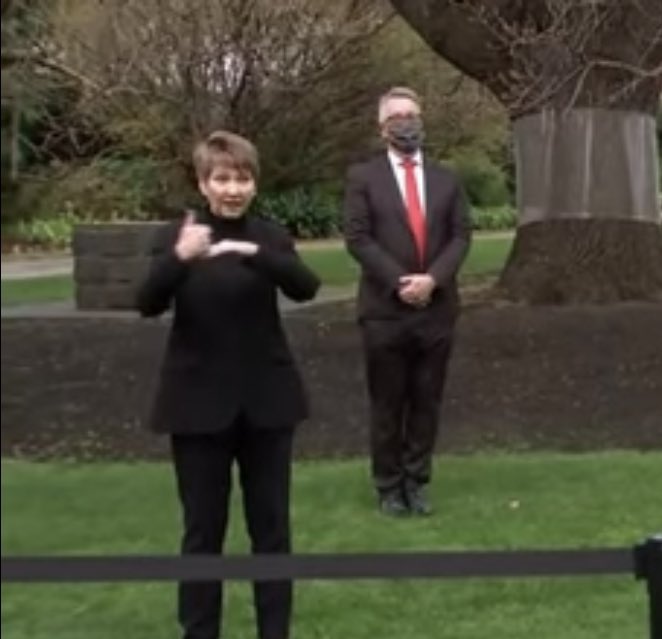 SharnelleVella's tweet image. Morning fact! It’s International sign language day and the theme is ‘We Sign For Human Rights’ highlighting how we can work together to promote the right to use sign languages in all areas of life. As for our Vic team - thanks for hanging in there during our marathon pressers! ♥️