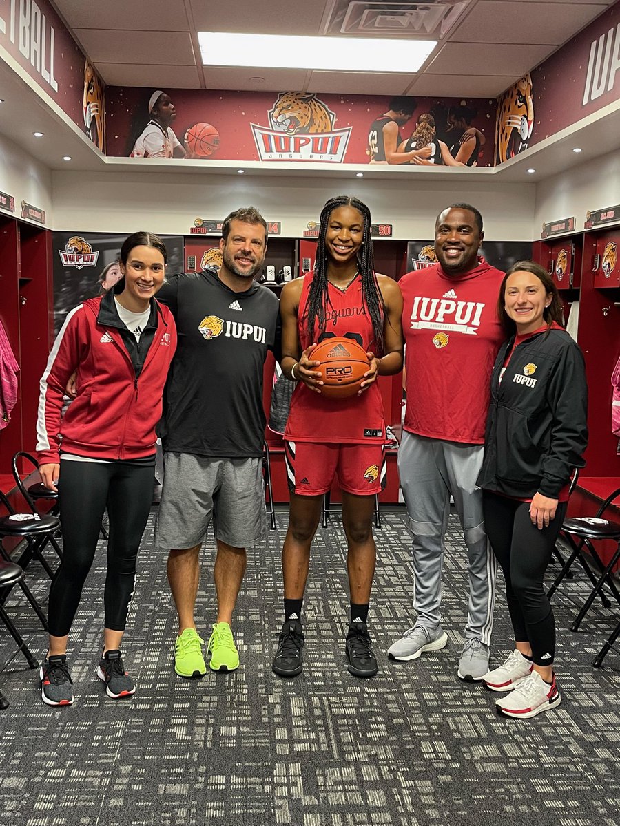 cristenc2005's tweet photo. After a great unofficial  visit,  I am blessed to receive an offer to continue my academic &amp; athletic career @IUPUI_WBB! Thank you @apthepark and the rest of the coaching staff for a great day!! ❤️🤍 https://t.co/0LdwFD4TIZ