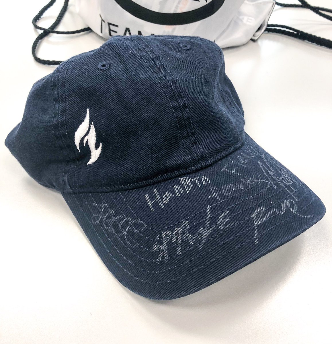 UHEsport's tweet photo. GIVEAWAY: To celebrate #OWL2021 grand finals we’re giving away a Dallas Fuel hat signed by all the players.

Requirements to enter: 
1. Like
2. Follow
3. Retweet

Ends 9/29 11:59pm HST!!!

For another chance to win a second hat, head over to our Instagram!
#BurnBlue #UHExOWL https://t.co/9gARwtBXXX