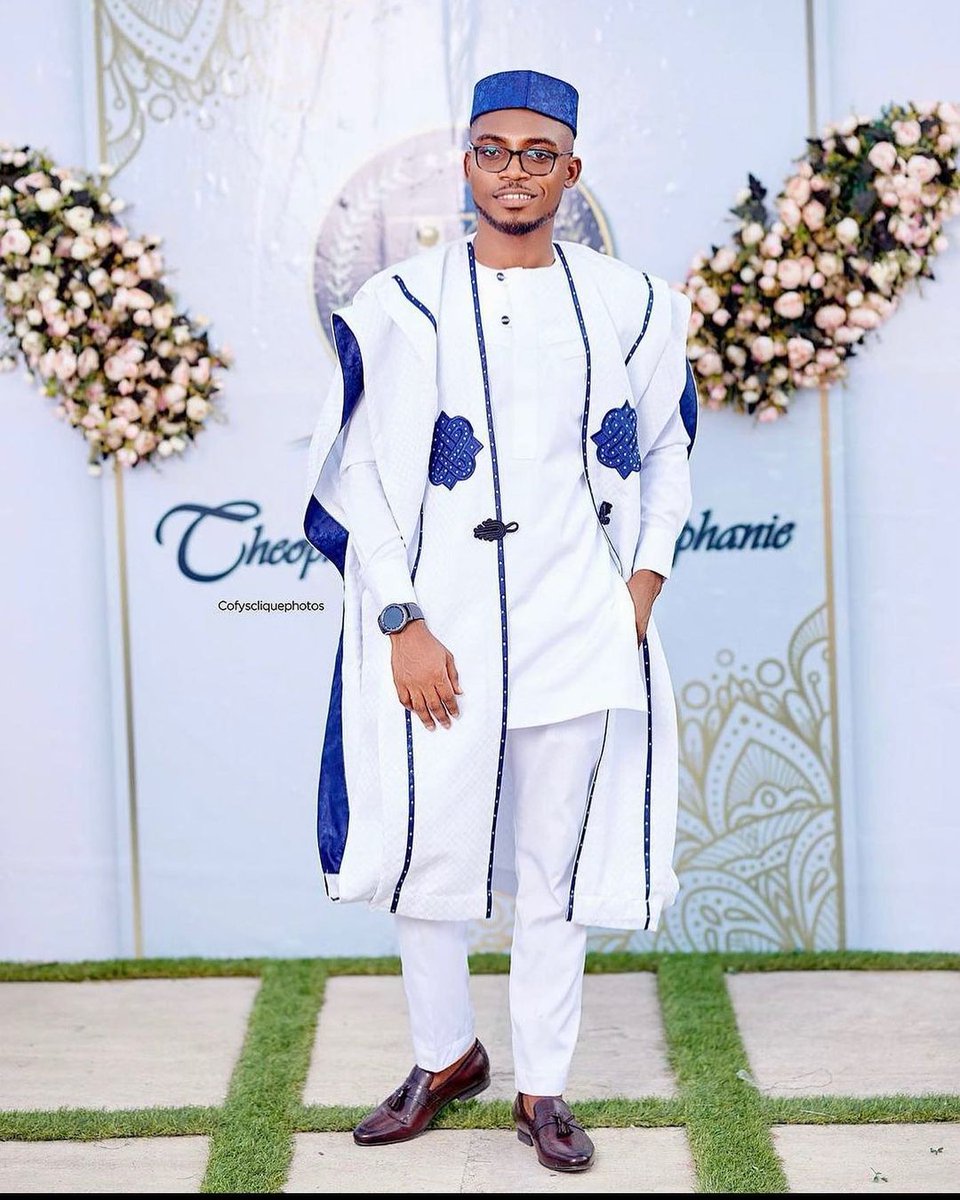 MrDamtal's tweet photo. Here again with my thread of Agbada Outfits.
For your marriage ceremonies contact me @MrDamtal and we will hook you up with something beautiful
Bless me with a Retweet
#TailoredforKings👑
#KingsBrand
#menstlye
#Agbada
Ghc 700 https://t.co/jhmGi0ED9O