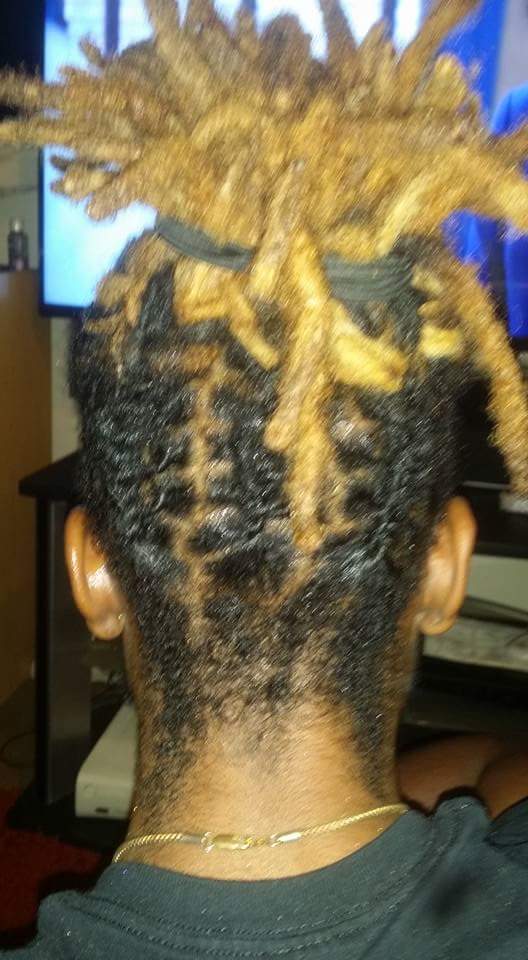 mzsag89's tweet photo. #pvhair If you need your locs  retwisted, colored, washed, styled hit me up. I also reattach them. https://t.co/onPk79X0hN