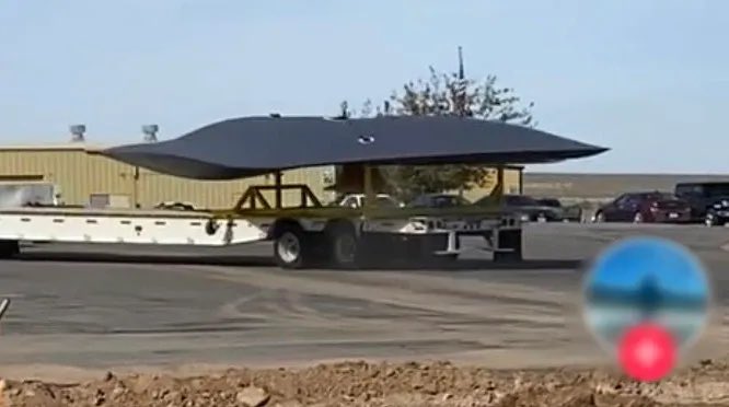 megaforcebase's tweet image. Could be a scale test model of DSV 4600. We all know stealth techniques are similar between radar / sonar. #type212CD