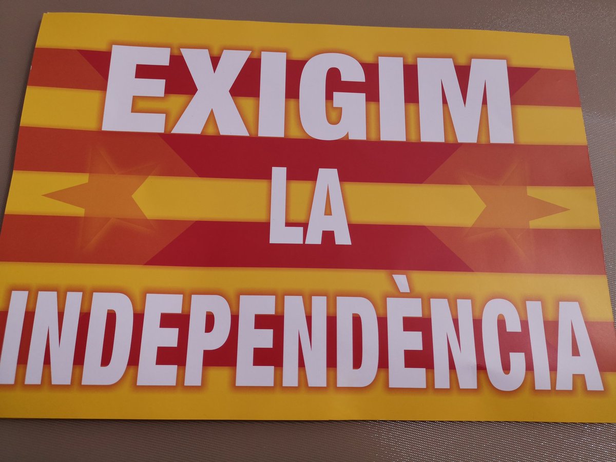 aquipuedo's tweet photo. @ivaxsirc Doncs tot indica que a can ER i @junqueras s'han venut aviat al represor.
#ForaElJunquerisme
Jo exigeixo que es faci efectiu el mandat del #1O
#ElMeuVotÈsInviolable #INDEPENDÈNCIA https://t.co/xc5oK5h5S1