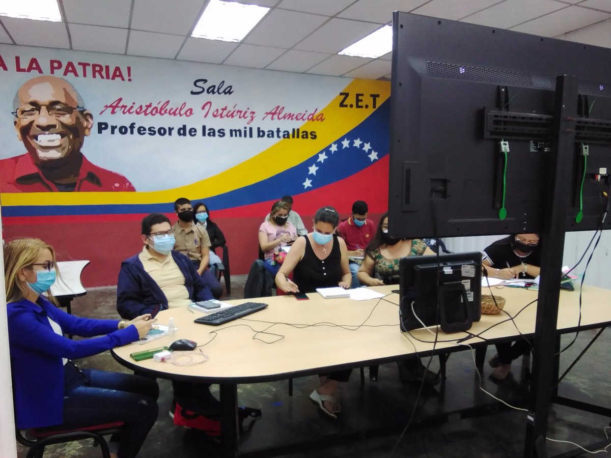 Activos  en Video conferencia "Valores para la vida". <a href="/_LaAvanzadora/">Yelitze Santaella</a> @mppeducacion <a href="/cn_educ/">CNDefensorías Educativas MPPE</a> <a href="/FreddyBernal/">Freddy Bernal</a> <a href="/Juntosxtachira1/">Juntos por Táchira</a>   <a href="/charlyrojas/">charly rojas</a>  @ZonaEducTachira <a href="/COMUNIDADESED15/">DIV. COMUNIDADES EDUCATIVAS TÁCHIRA</a>   <a href="/edward_arellano/">edward saint</a> @spetachira  <a href="/Codennat/">codennat</a>  <a href="/annydednna/">Dednna Táchira</a>
