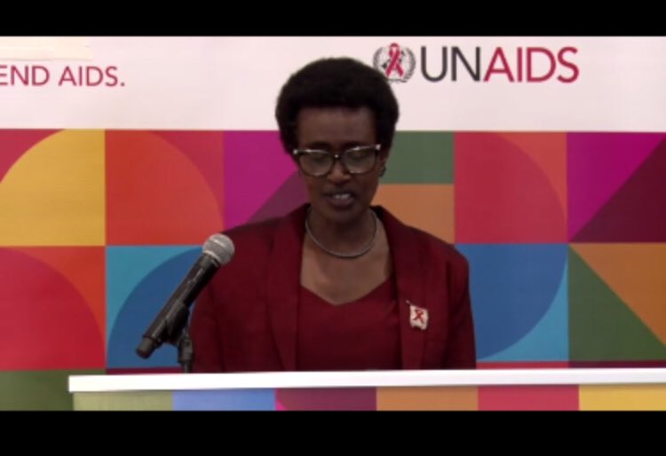 Rouzeh's tweet image. #HIV response 40yrs of learning➡️ #Equality, #RightsBased, #HumanCentred, #Accountability &amp;amp; #Communities are essential to success!
Key progress facets amid #COVID19➡️ Programmatic focus, Powerful platforms &amp;amp; Persistence, via Partnerships 
#UNGA #SocialJustice #Intersectionality