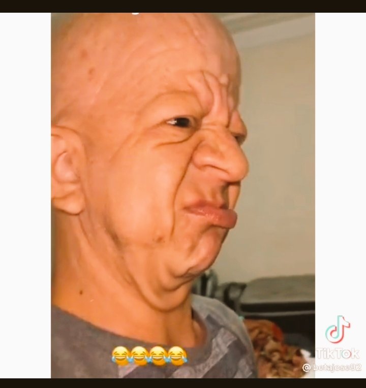 DeRealSammar's tweet image. I called my Ex girlfriend today and her Ex boyfriend picked Up!