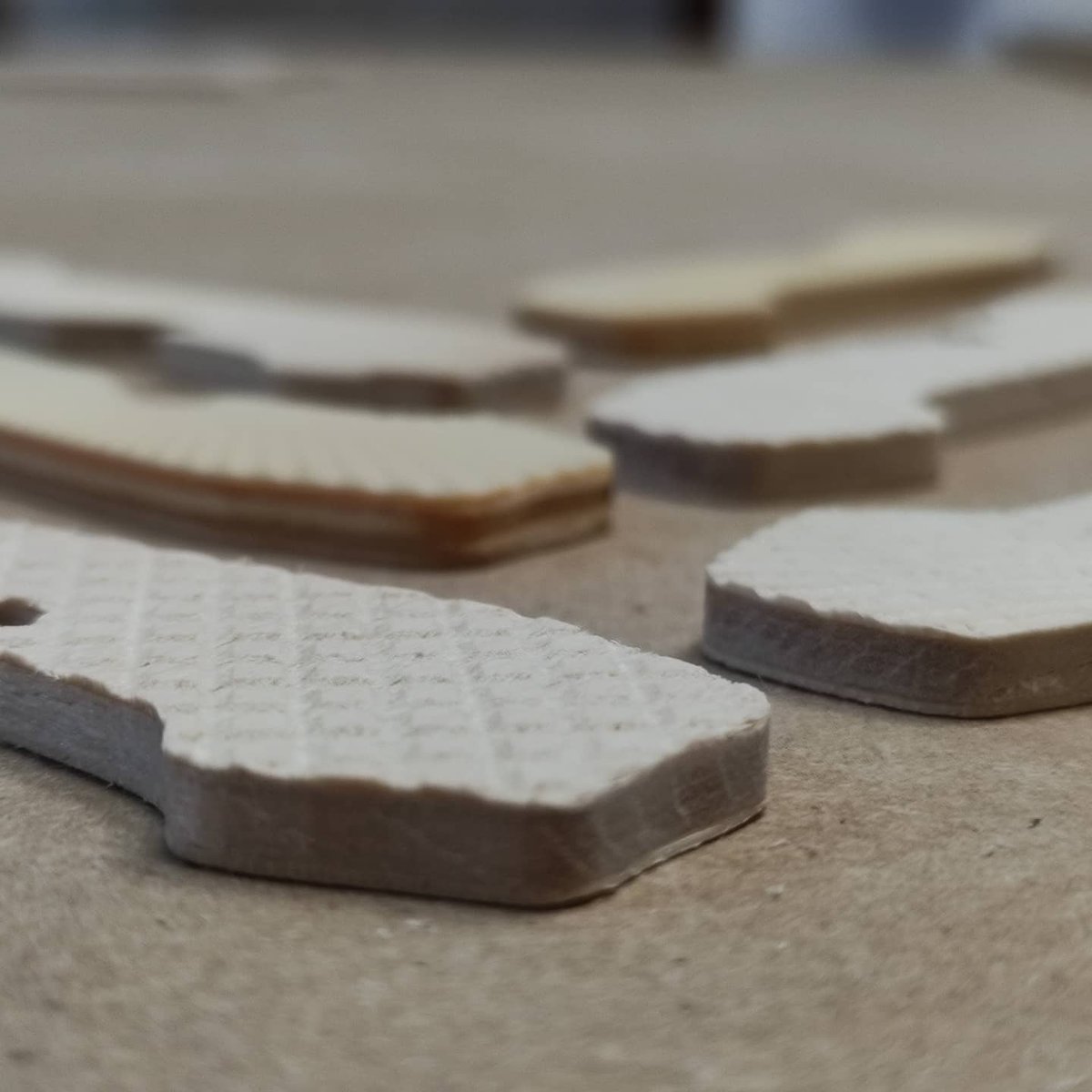 Grafisoft_ES's tweet image. Fin de las pruebas de 3d pattern. No ha estado mal para aprender cosas tanto de diseño en Fusion360 como en el CAM. Ahora a otra cosa🥳🥳

#diy #maker #3dpattern #test #fusion360