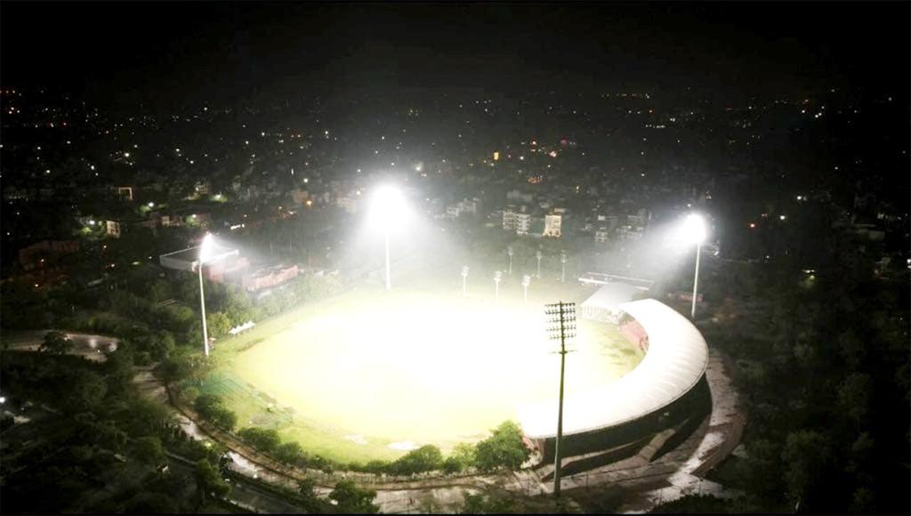 Priya_Jain95's tweet photo. Looking at the Yamuna sports complex in the evening is giving me goose bumps #YamunaSportsComplex Thank you Gautam Gambhir https://t.co/YkM7eVFifh