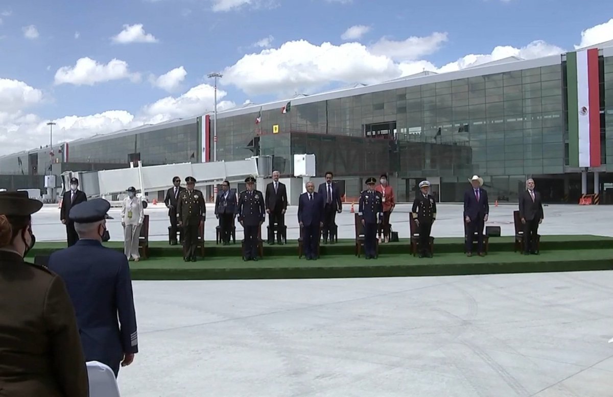 AntonioPerezJAL's tweet photo. Inauguración de la 4ta edición #FeriaAeroespacialMexico2021. Un impulso importante para el crecimiento en la industria aeroespacial de la defensa. 

#CuartaTransformación #Sedena #SantaLucia #FAMEX2021 

@lopezobrador_ @SEDENAmx @FAMEX @GobiernoMX https://t.co/veGuPrJq9p