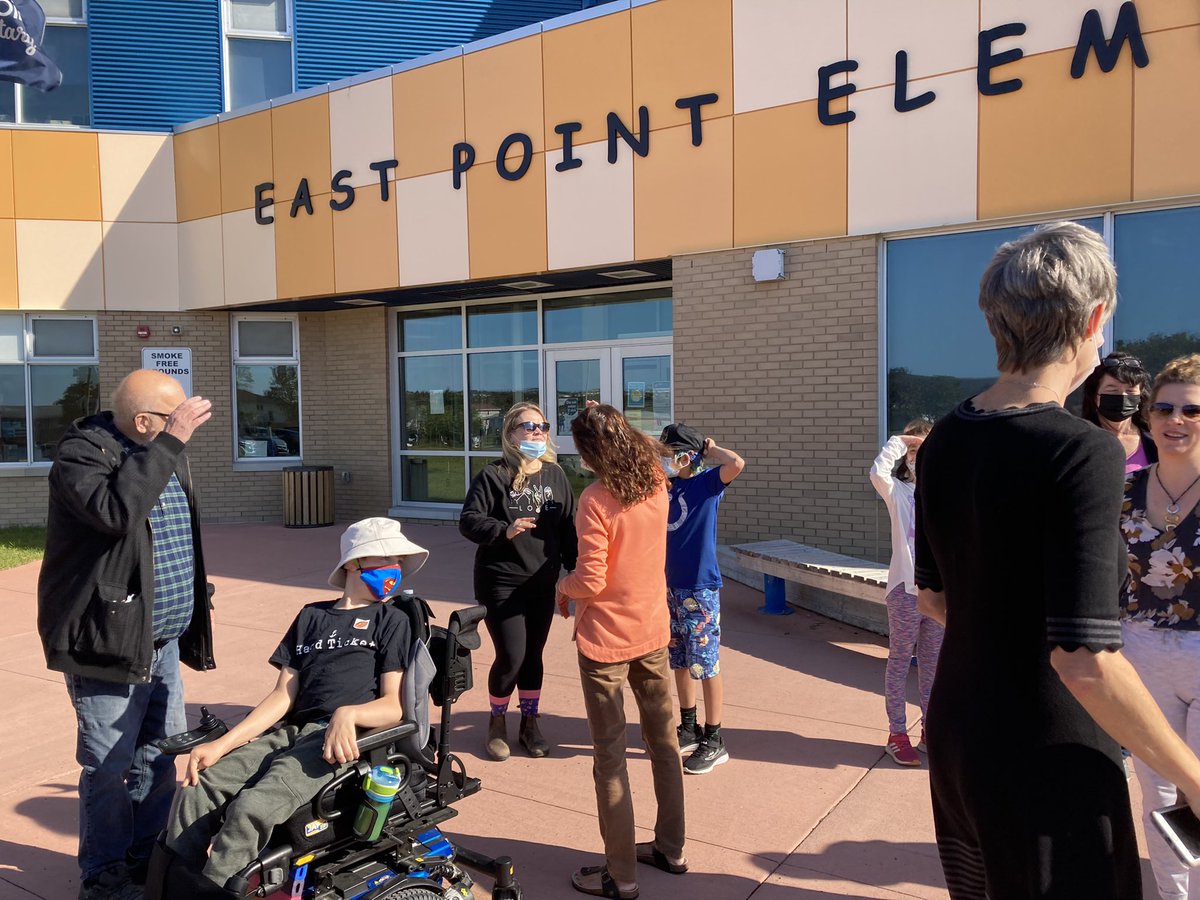 AlmaMcniven's tweet image. Great turn out for the first annual Silent Walk which was hosted by the ASL Class! 
Thank you to students, parents and Deaf community members who participated! 
@NLESDCA @eastpointelem @lake_georgina @NL_Assoc_Deaf