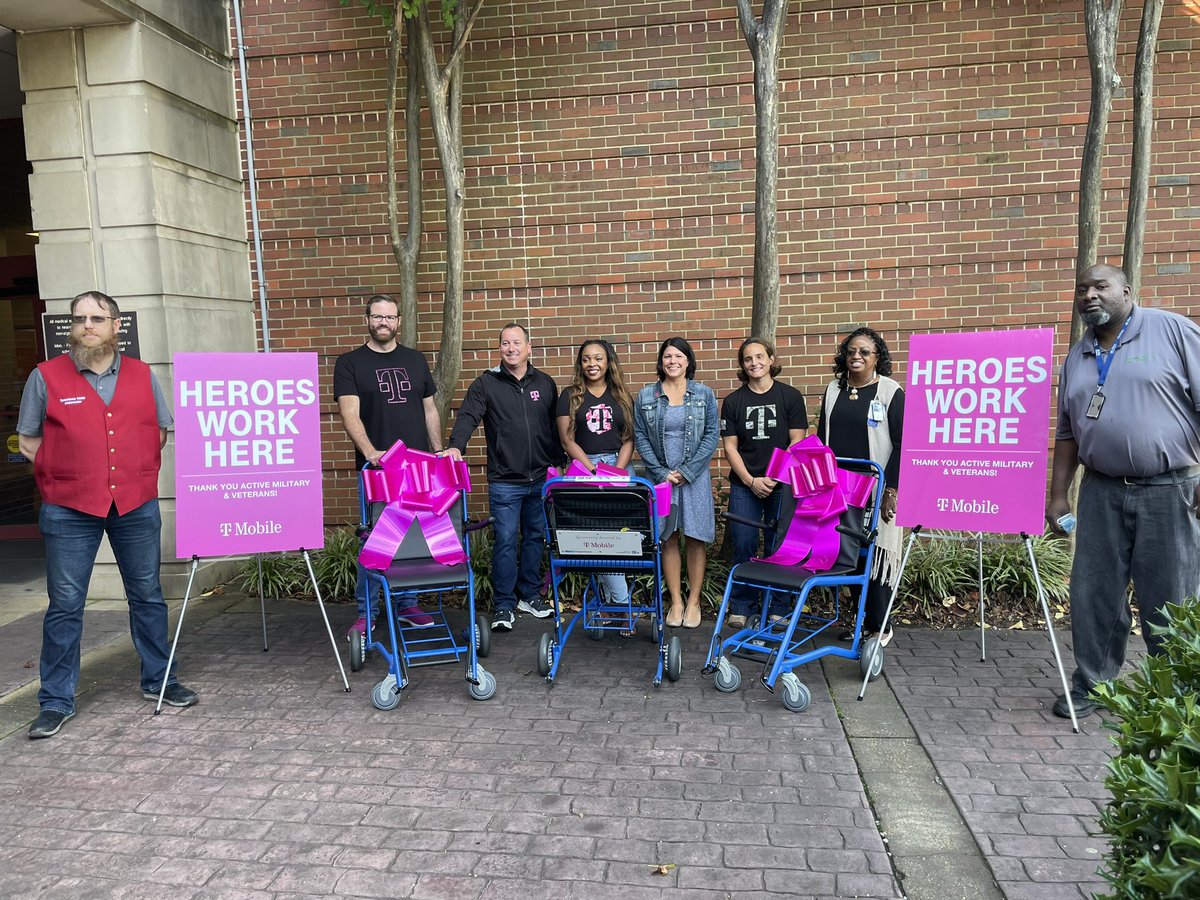 Something amazing happened today. @TMobile donated 7 wheelchairs & @Apple trackers to the Tuscaloosa VA Hospital. Making a difference within the lives of our active military & veterans is our commitment #SMRAMarketing #Tmobilegoeslocal
