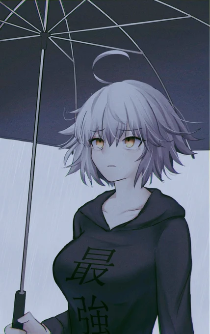 邪ンヌちゃん雨の日湿気で髪の毛の広がりやばそう 