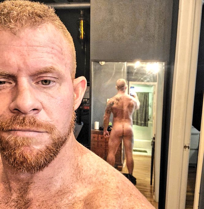 Reflecting at home https://t.co/kF2Su9xzsr