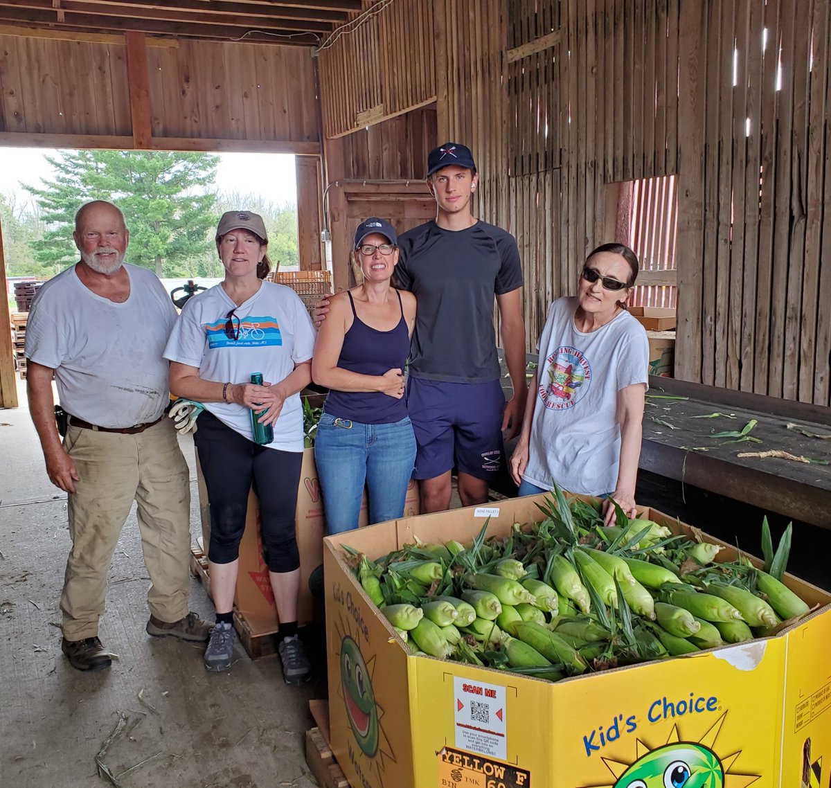 rollingharvest's tweet photo. The corn keeps growing,  a big shout out to our #volunteers and @NoneSuchFarm for their ongoing generosity &amp; support for their #community https://t.co/lA5aHzWxlR