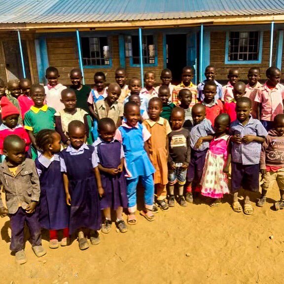 FOM_Ministries's tweet photo. Last Sunday, we spoke at the Church of the Open Door in Clinton, IA. 11 more children got new sponsors! We now have had 100 children who have gotten new sponsors in the last 2 months. We praise God and thank all the churches who opened their doors to partner with FOM. https://t.co/TDxHf2MH66