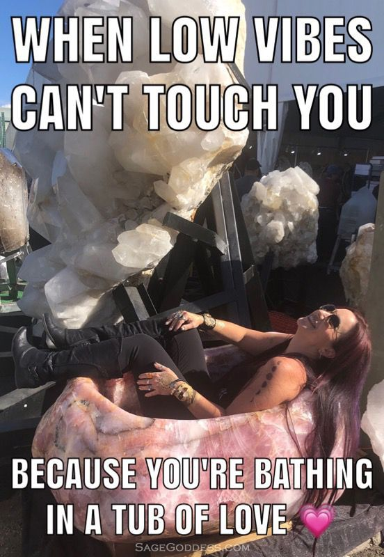 NowReiki's tweet photo. #crystalhealing #reikihealing #crystals #crystalsallday #reiki #feelthepower #reikipower 
Book with us https://t.co/RroWWZs8sX for a live distance reiki session https://t.co/FQaaxdA9Zv