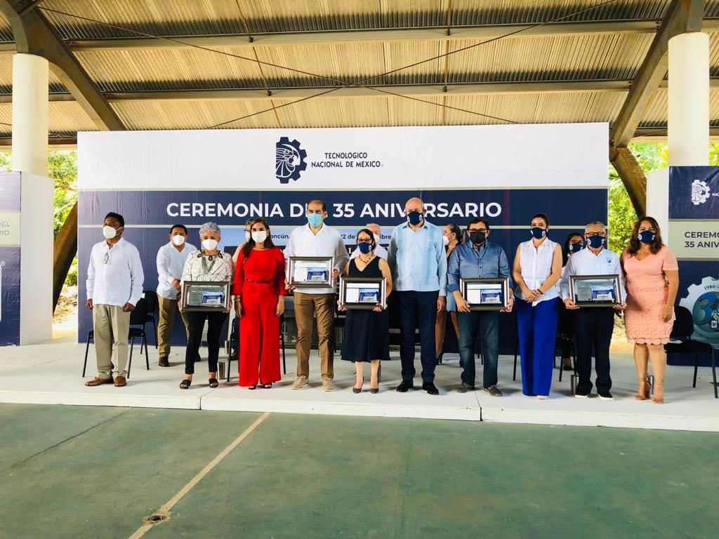 efdezfassnacht's tweet photo. Ceremonia conmemorativa del XXXV Aniversario del TecNM campus Cancún. https://t.co/5PhNV7FrIy