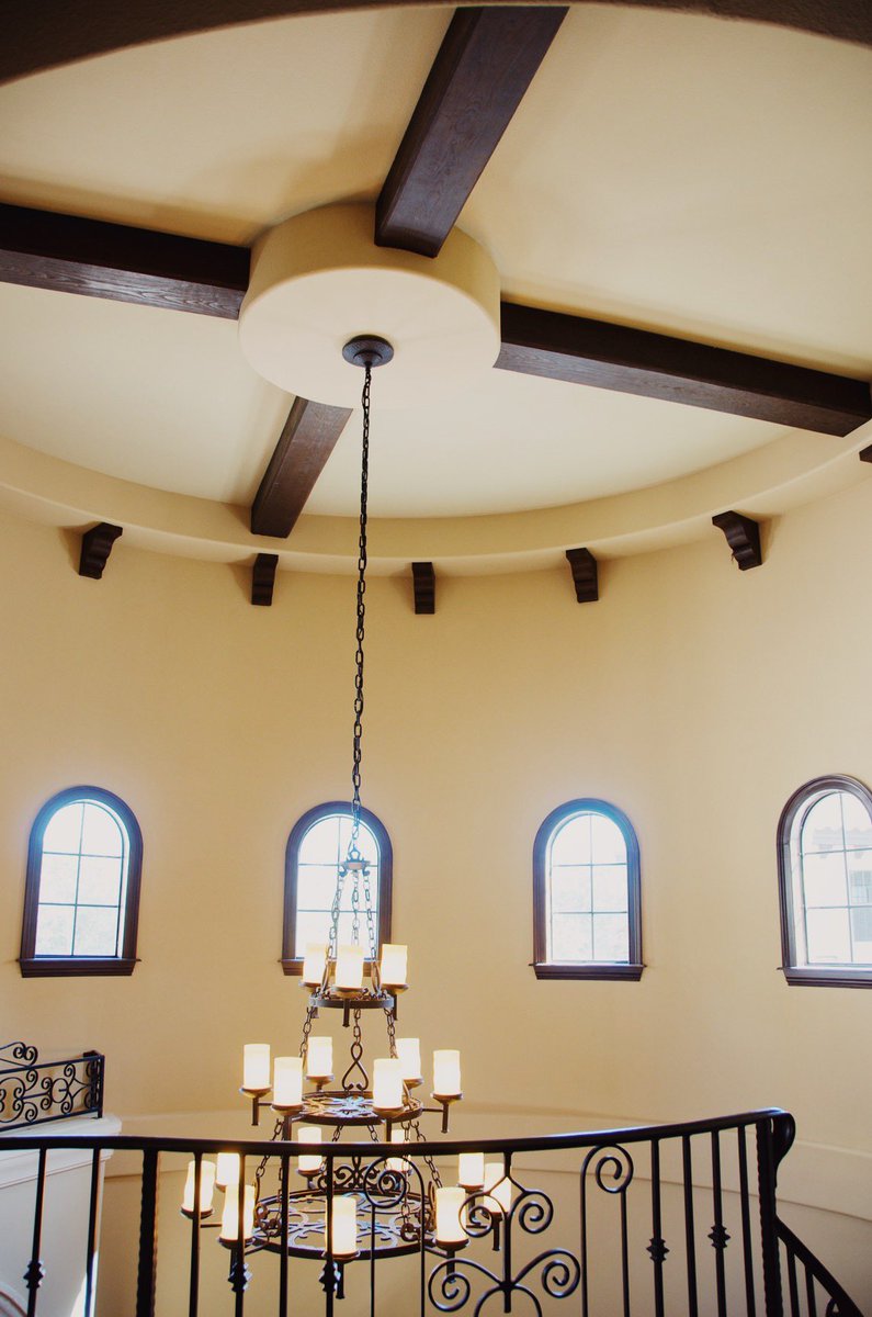 fatezziwood's tweet photo. FALL in love with your home all over again! 🍁

Now that autumn is here, cooler days and holidays are right around the corner. Fatezzi faux wood can add warmth and character to your cozy oasis.

#homedesign #interiors https://t.co/ewFp8CPhKE