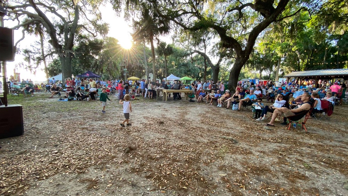 This Saturday BLUFFTEMBERFEST happening!

Three great bands, DeCarlo, White Liquor &amp; CornBreD plus Oktoberfest beer garden and more. Tickets are going fast so get yours today for this epic concert event! 

bit.ly/3zwyIWN @blufftonsunsetparty