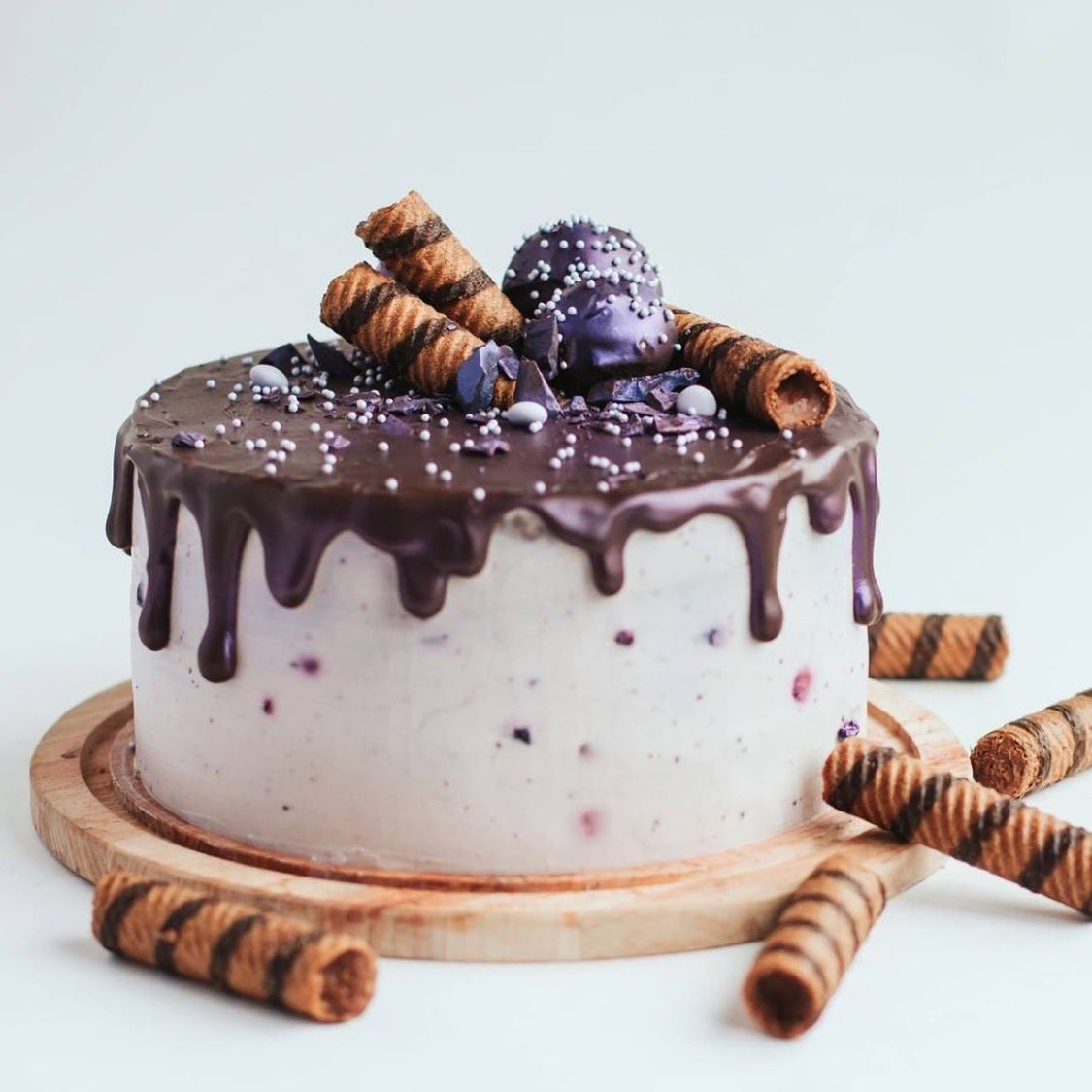 Its time to be bitten by the baking-bug once again. Make sure all your bakes are Show Stoppers and that you are always the Star Baker with our great range of baking accessories. 

bennettsofderby.co.uk/product/non-st…

#pieceofcake #baking #starbaker #GBBO2021 #showstopper