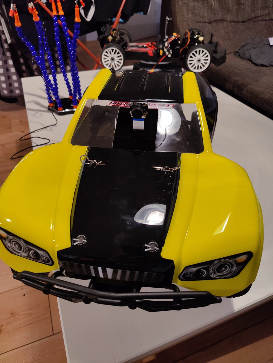 sven_ar's tweet image. Upgraded the second of my three #selfdriving rc cars to version 3 #diyrobocars  #roborace #electronics #machinelearning #rcar #fun #driving #raspberrypi