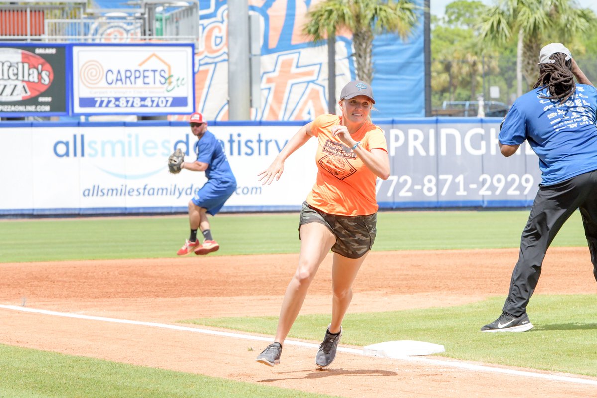 SLCCommercialre's tweet photo. Jaime Chamberlin represented SLC Commercial in the Marine Bank &amp; Trust charity softball game! Shoutout to William Talley for putting on a great event to support Autism! #charityevent #autismawareness #communitysupport #CRE https://t.co/vhTsn0PUET