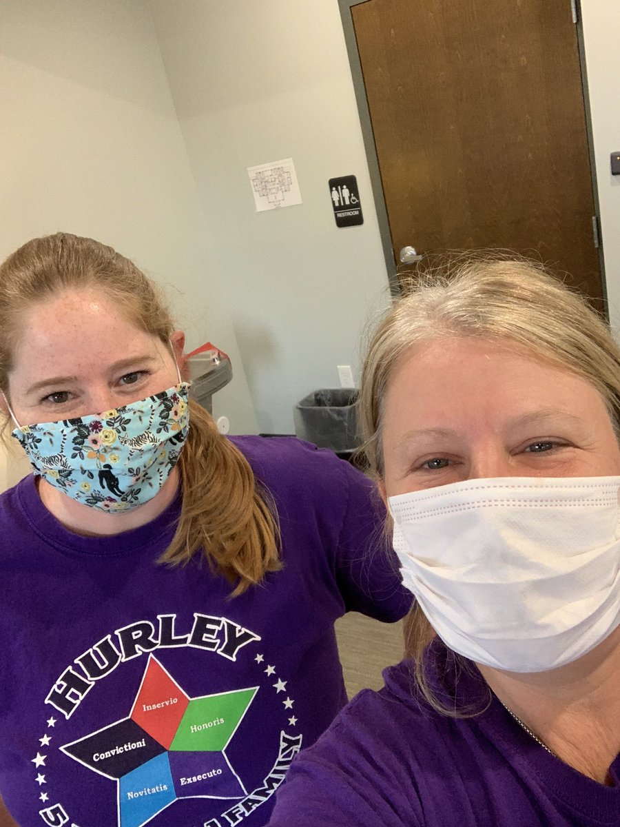 hurleygurley113's tweet photo. When two Exsecutos end up at the same doctor’s office… https://t.co/qV98Abef6P