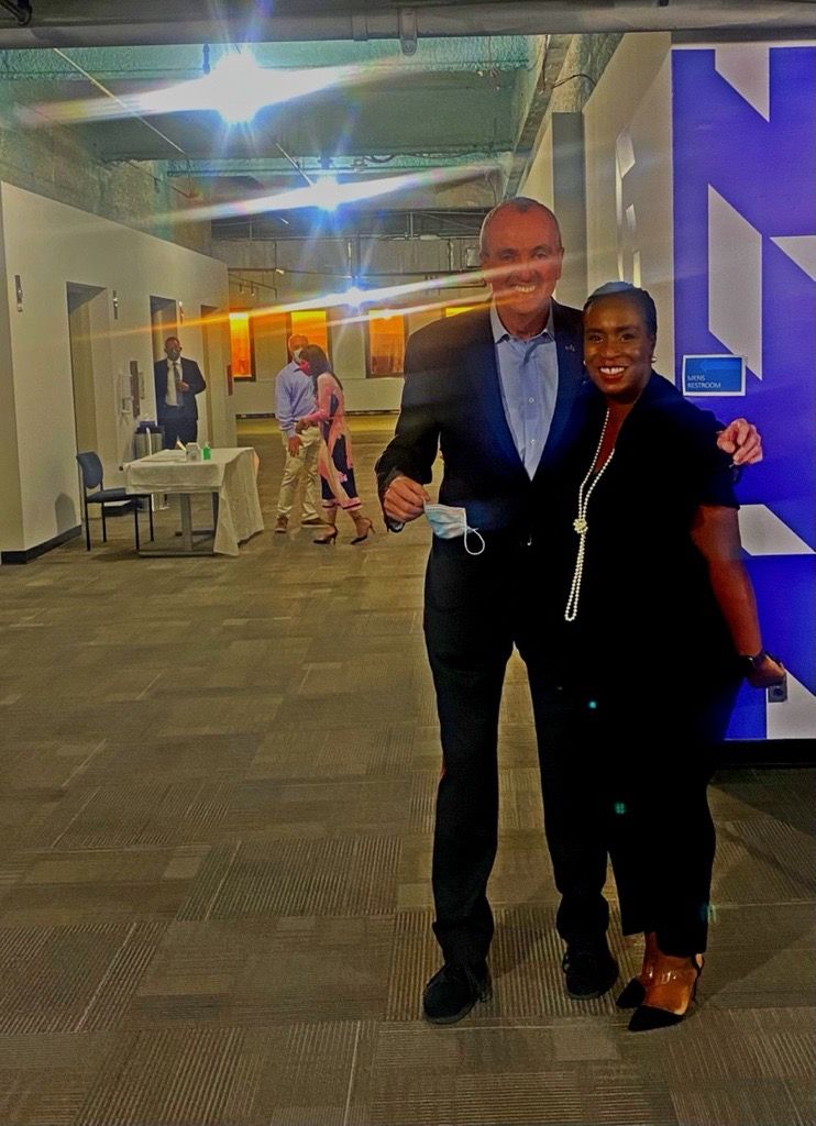 This month, our VP and City Leader Shadae McDaniel had a chance to talk about all things New Jersey with Governor Phil Murphy, including about what's next and best for young people in Newark. 

This is what on-the-ground bridge building looks like! 
#youthdevelopment