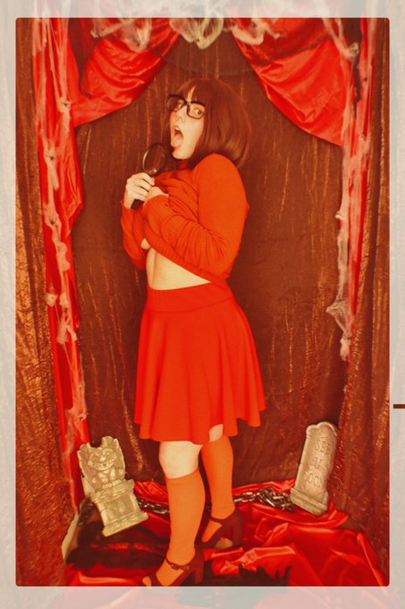 It&rsquo;s almost Leather Velma season again https://t.co/6GnVIP2Oul