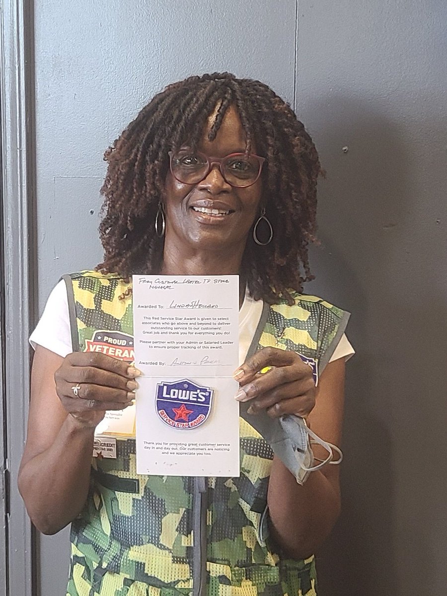 Hamzeh and Linda from 0631 Pro Team received Stars from their SMART customer service...Thanks you for WHAT YOU DO.