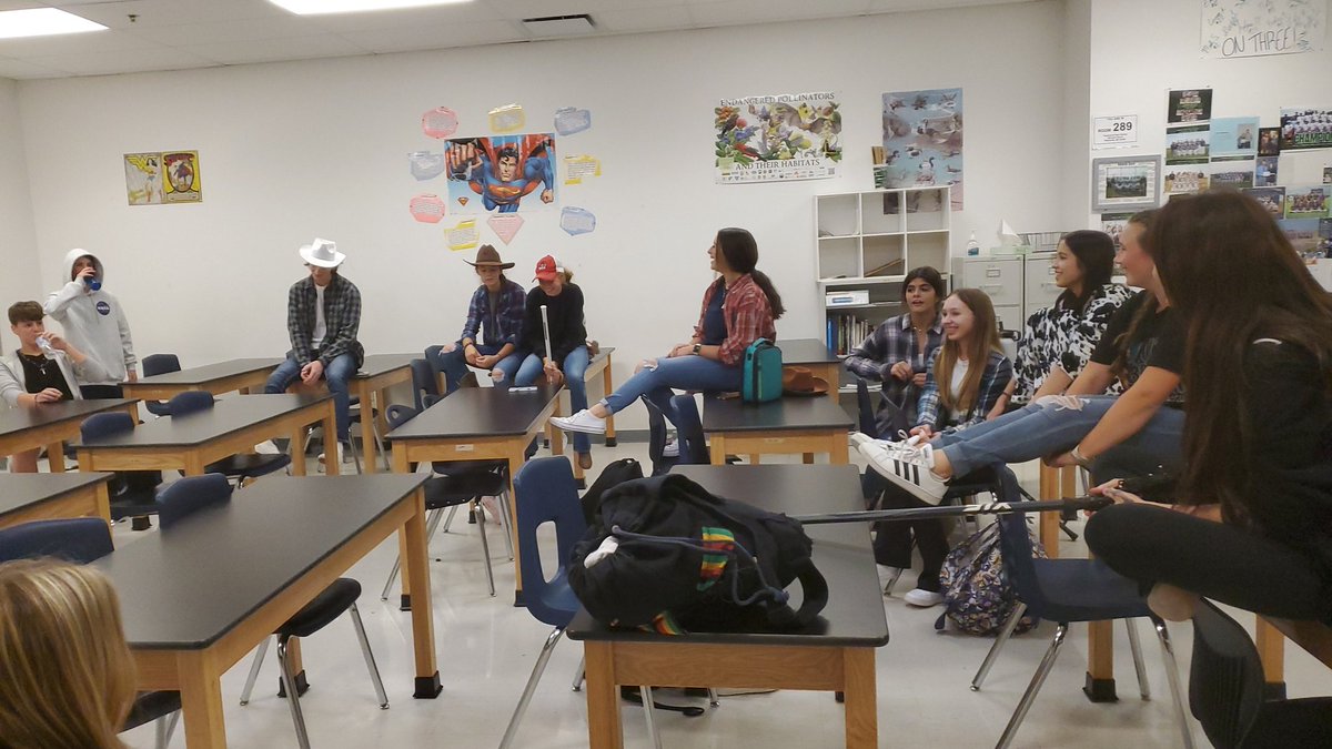 MelanieZerr22's tweet photo. First lacrosse club meeting!  
Where are you?
4th Wed of the month! https://t.co/b5cY1kpPmV