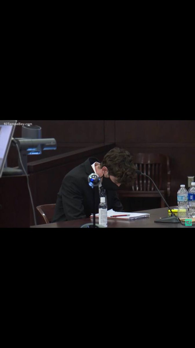 Memo16769788's tweet photo. #CAMERONHERRINCASE
Cameron  accepted full responsibility for the incident and did not depart the scene.
When he was 18, he phoned the cops and an ambulance and "tried to save the victims."
Instead of taking that into account, charges against him have been made up.#GabbyPetito https://t.co/33JtNRafH7