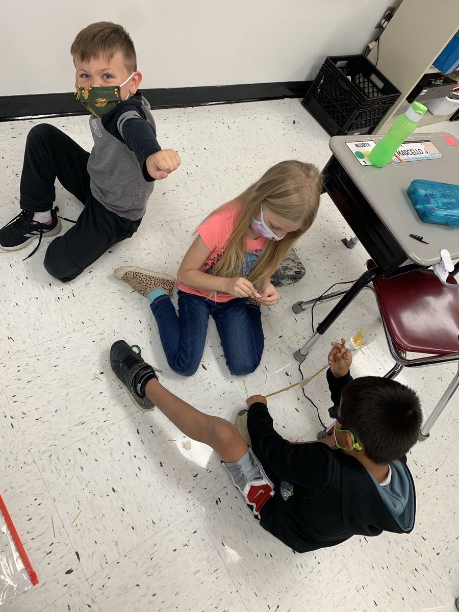 schillinIn2nd's tweet photo. Trying to build the biggest tower with 25 spaghetti noodles and a yard of tape that will be strong enough to hold a marshmallow #stem #secondgrade 📏📓⚙️ https://t.co/x9JGhTJNeI