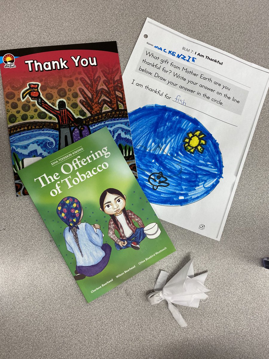 kerrilynnemckay's tweet photo. Treaty teachings in Kindergarten...I am thankful for great teaching resources ❤️ #underonesun #sihatooskinknows #tobacco @DrHannaSchool https://t.co/2rpofVG5Uk