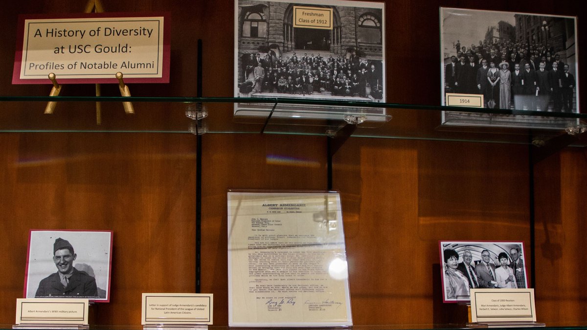 Our @usclawlibrary recently unveiled a new exhibit highlighting the accomplishments of 13 notable @USCAlumni who contributed to @USC Gould's diversity in the early-to-mid 1900s. Stop by the library, or explore the digital version online: lawlibguides.usc.edu/c.php?g=1161949