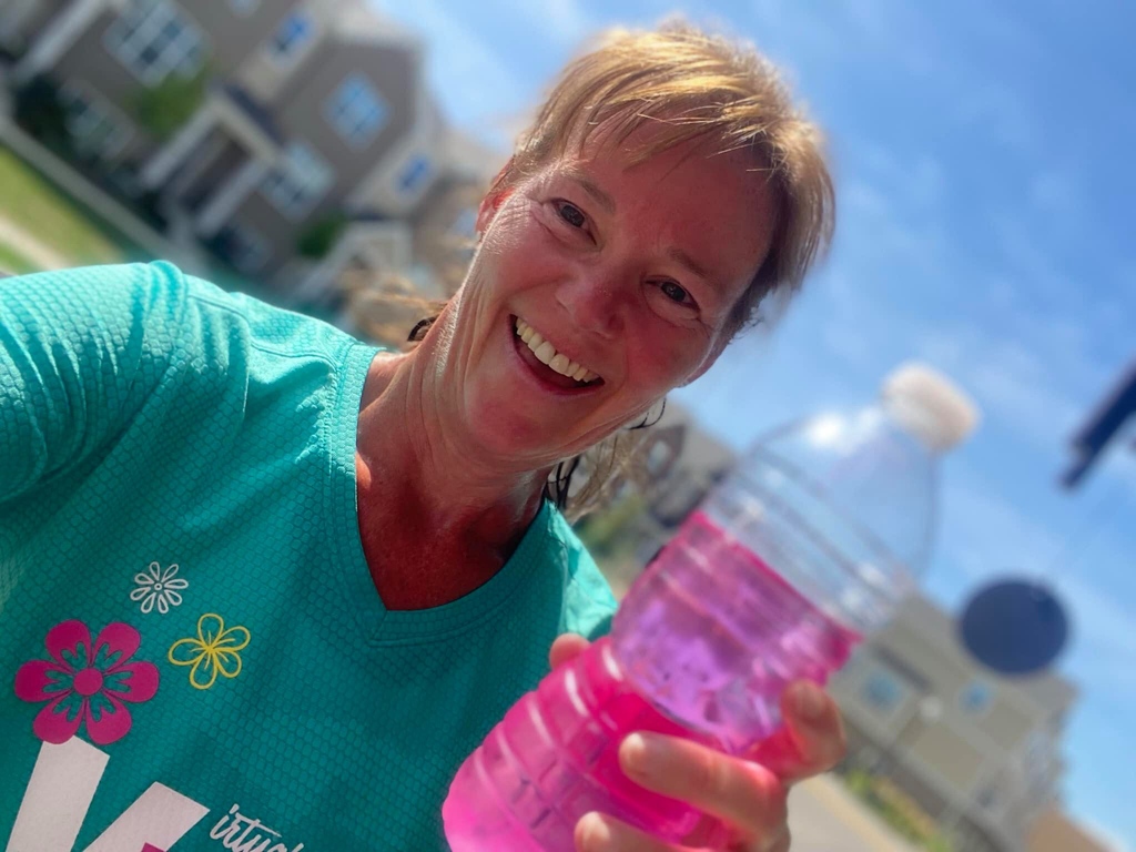 virtualwhm's tweet photo. Staying hydrated is important when running. With 6 electrolytes &amp; support minerals, @GoUltima will help you perform your best! So don't forget your hydration helper this race weekend. Visit https://t.co/N00MxyuJ3p and automatically get 20% off your cart.⁠⁠
⁠⁠
📸 Jennifer M. https://t.co/985Ty5t28A