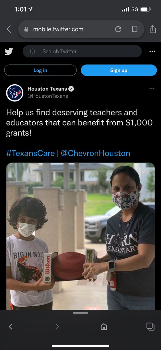 Reynolds_HISD's tweet photo. Congratulations to our very own @MrsE_Teach for being the recipient of the @texanscare 1000.00 grant! We are super proud of you! @AmyPoerschke @ELEM1_HISD @HoustonTexans https://t.co/wq7gaL6SvJ