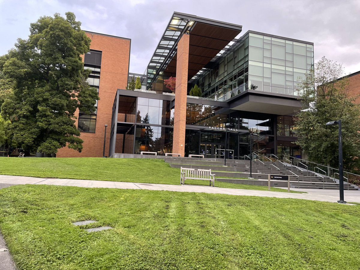 Day one of my MBA program at <a href="/UW/">University of Washington</a>! The campus is so gorgeous and all the people in the program are wonderful. So excited for these crazy next two years.