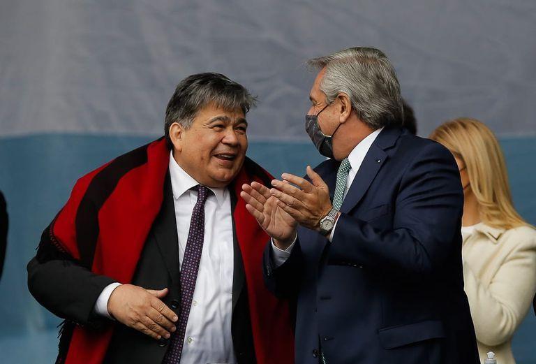 LANACION's tweet photo. Mario Ishii y un polémico desafío a la prensa: “Un día el pueblo se va a levantar contra los medios, no puede ser tanto veneno” https://t.co/wwGKfoBfEo https://t.co/FnvId0jWxc