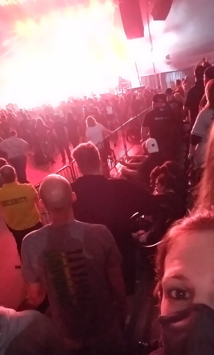 I'm either at a concert or a nuclear explosion. I'll let you decide.

#itonlytook15years