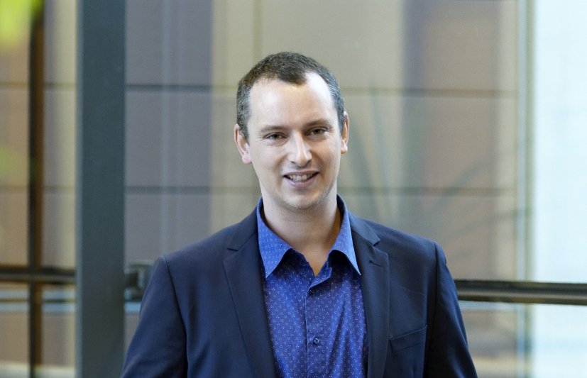 Jérôme Crassous from Institute of Physical Chemistry, Aachen University <a href="/RWTH/">RWTH Aachen</a> will be at <a href="/SIMM_Lab/">SIMM Laboratory</a> from September 20 to October 1 as a Joliot invited Prof. His laboratory is specialized in the design and assembly of responsive colloids.