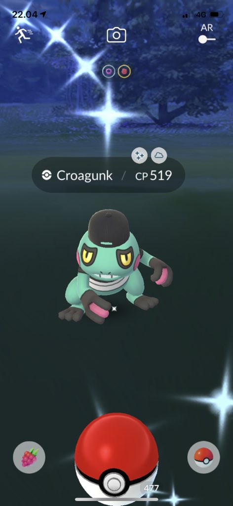 Got shiny Croagunk 🙌 #PokemonGO <a href="/PokemonGoApp/">Pokémon GO</a>