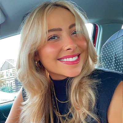 alyciaswan's tweet photo. Just got a new license! 
…it did not turn out as cute as this 🙂 #NewProfilePic https://t.co/pzDgSxuRy7