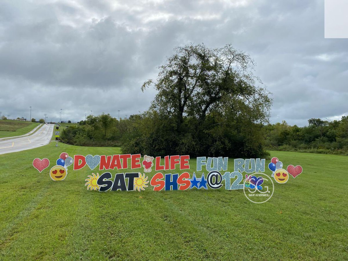 hosa_summit's tweet photo. Thank you @GypsiesSouth for these amazing signs to promote our Fun Run this Saturday!! Be there 12-2!!!!!! https://t.co/JvgUI90o9I