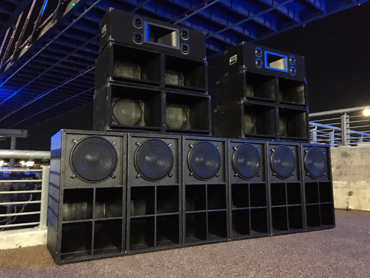 Chanter Sound at Reggae Under the Bridge.