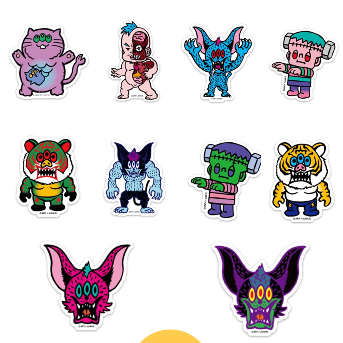 QPopshop's tweet photo. @ARTJUNKIETOKYO Pop up show 2021 at Qpop. There are a lot of hand painted soft Vinyl toys, Art prints , pins and t-shirt…Limited run each designs.  

Can’t make to the pop up show!!! All items are on our web store now https://t.co/Qq26WJHUfH https://t.co/i0EK6ojIGd