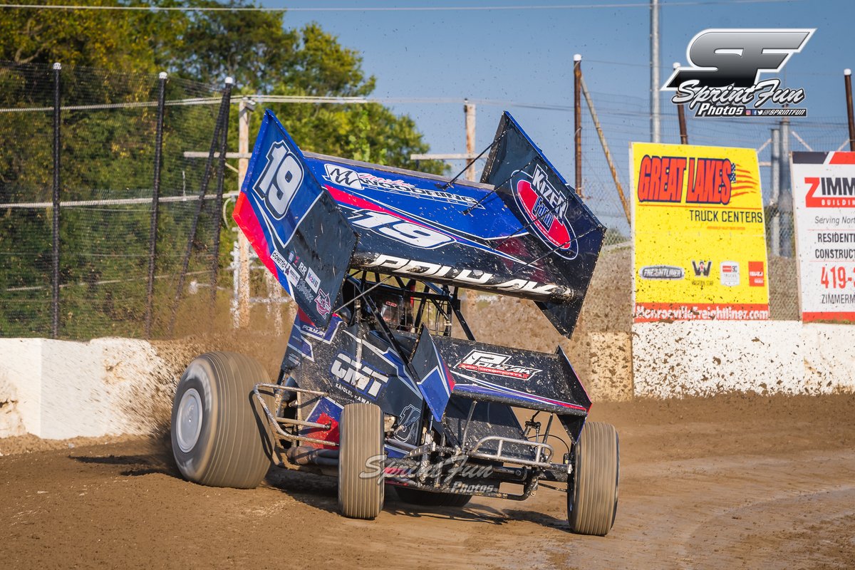 Lady Lightning <a href="/paigepolyak/">Paige Polyak</a> gets a little high in turn 2 but it makes for a great pic 📸