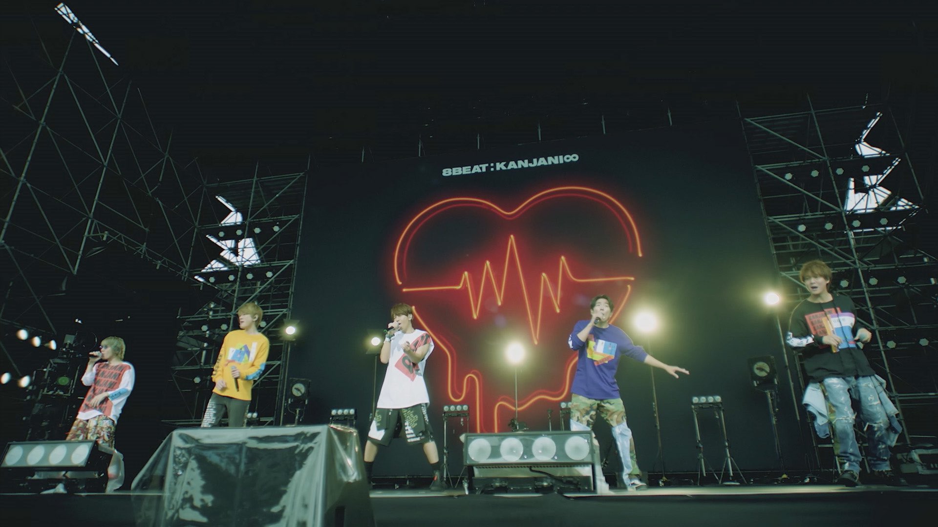 関ジャニ∞フライヤー Amazon.co.jp: パンフレット 関ジャニ∞ 「KANJANI∞ LIVE TOUR
