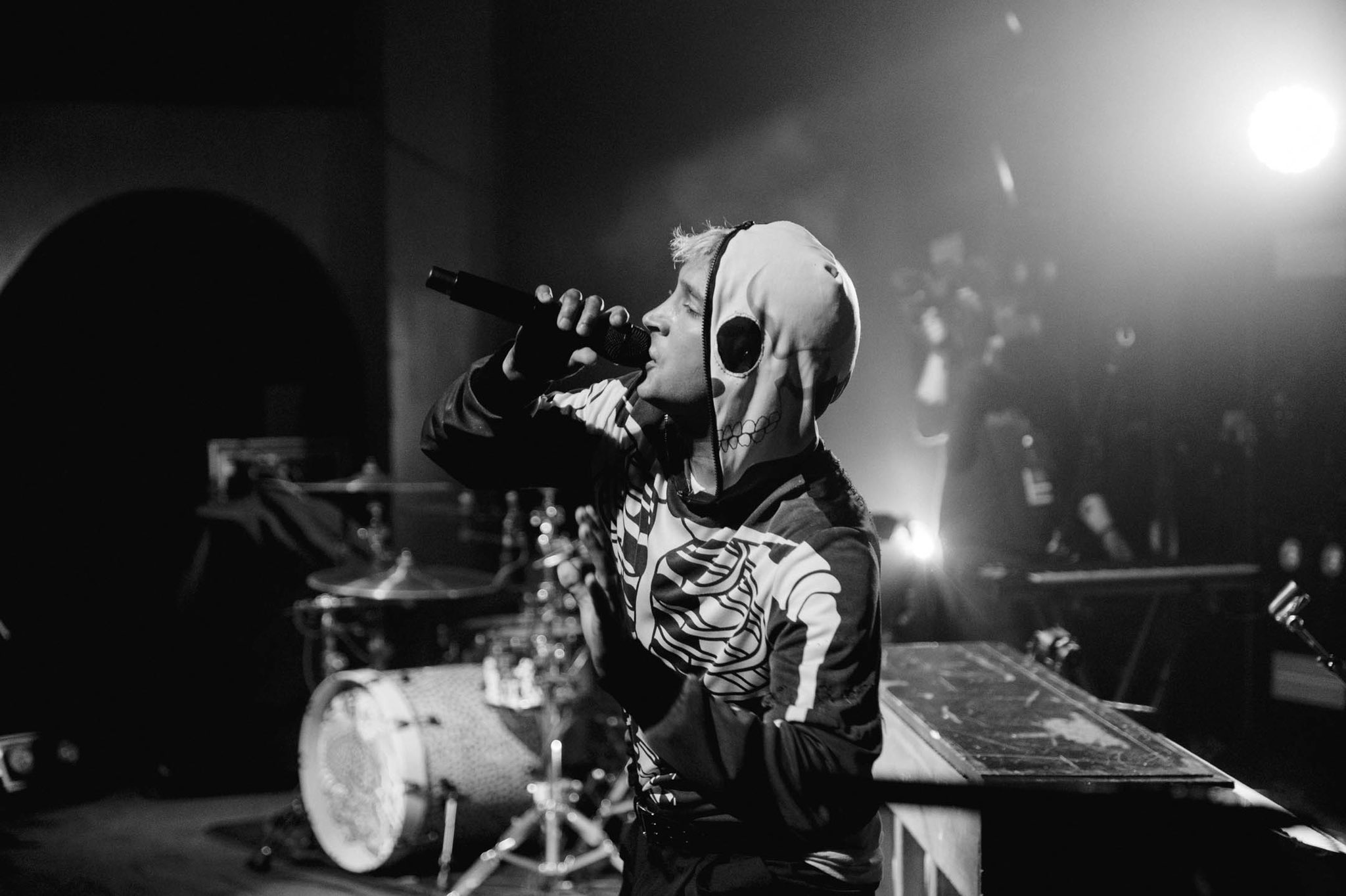 Twenty one pilots top skeleton hoodie