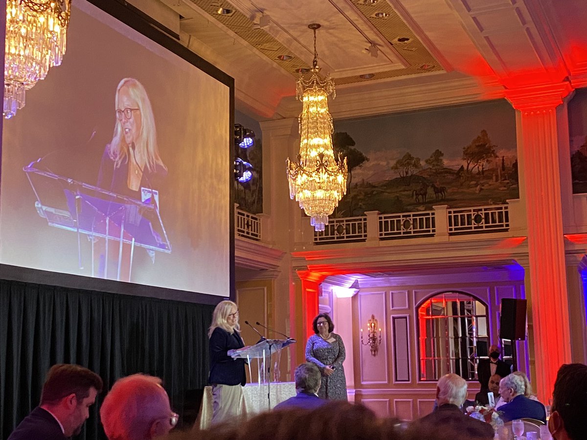 Congrats to Barbara Morton - Gov CX Exec of the year - who exemplifies shared mission and shared purpose to improve experience! <a href="/VetsExperience/">Veterans Experience</a> <a href="/DeptVetAffairs/">Veterans Affairs</a> #STTCAwards